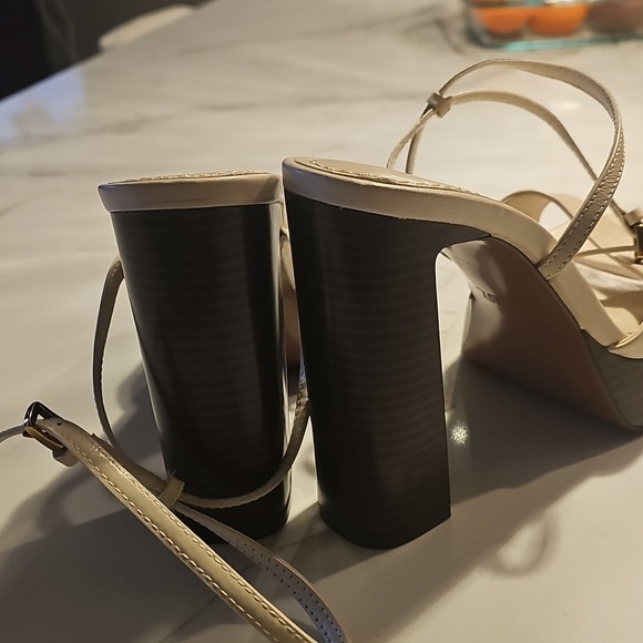 Zara Women's Elegant Cream Heels - Picture 4 of 9